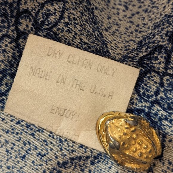 Petro Zillia Vintage Y2K Wool Blend Nubby Woven Wide Lapel Blazer in Faded Red - Picture 12 of 15